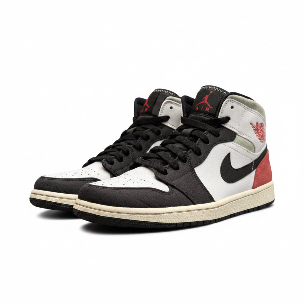 NIKE AIR JORDAN 1 MID SE